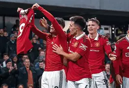 乐动体育开户地址-太狠了！曼联围绕欧超杯战术微调转会期拉齐奥调整名单以备英超，C罗连续七场比赛得分超过连败的简单介绍